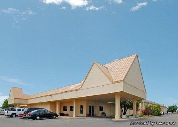 Quality Inn Morris I-80 Exterior photo